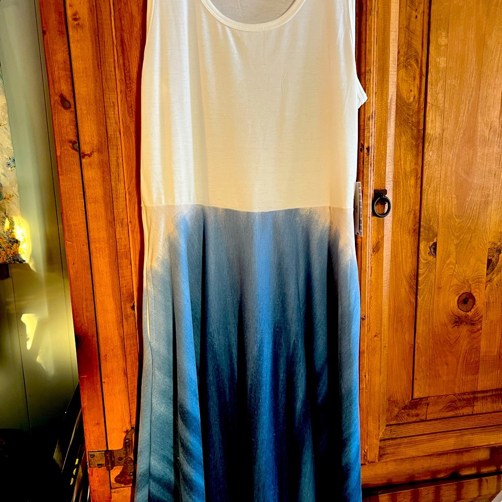 LuLaRoe Niki Dress tie dye white & blue Sleeveless A-Line Dress